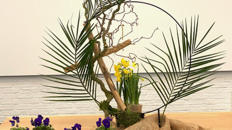 Bloemschikkingen in de veertigdagentijd